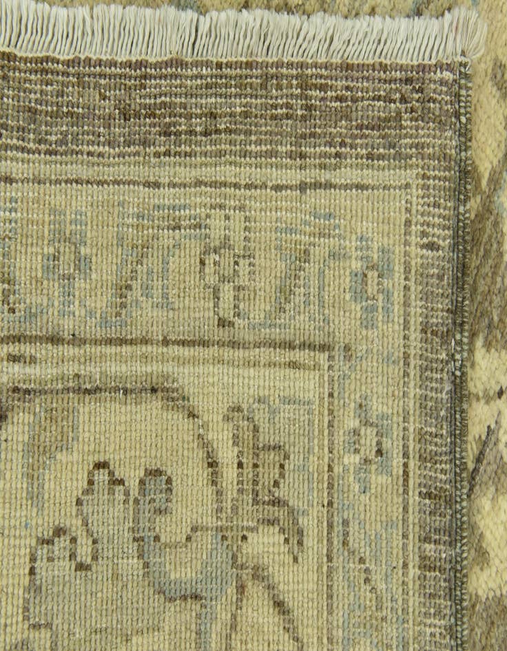 Detail image of  6' 6 x 9' 5  Hand Knotted Peshawar Ziegler Rug