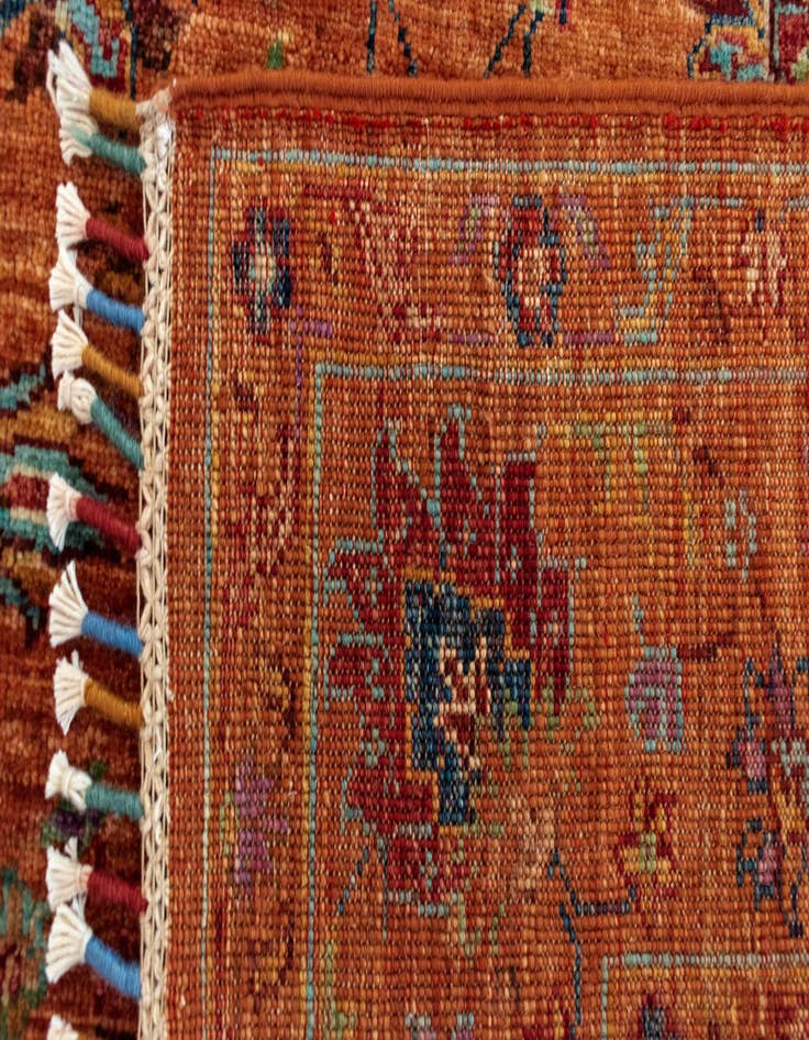 Detail image of  4' 2 x 6' Samarkand Wool Rug