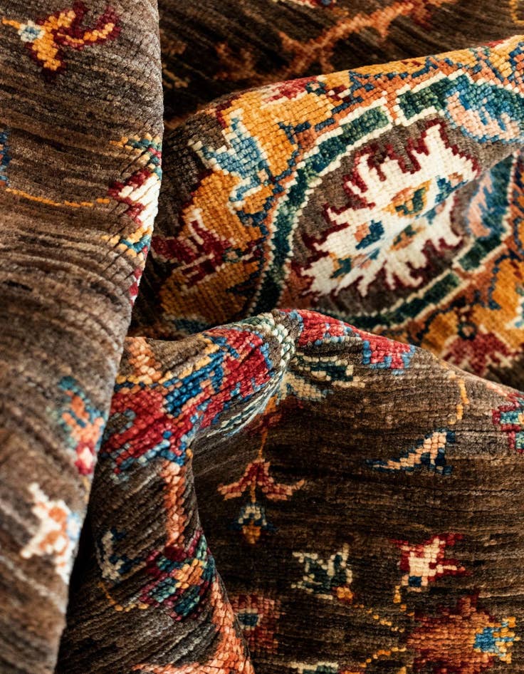 Detail image of  5' 7 x 7' 8 Samarkand Wool Rug