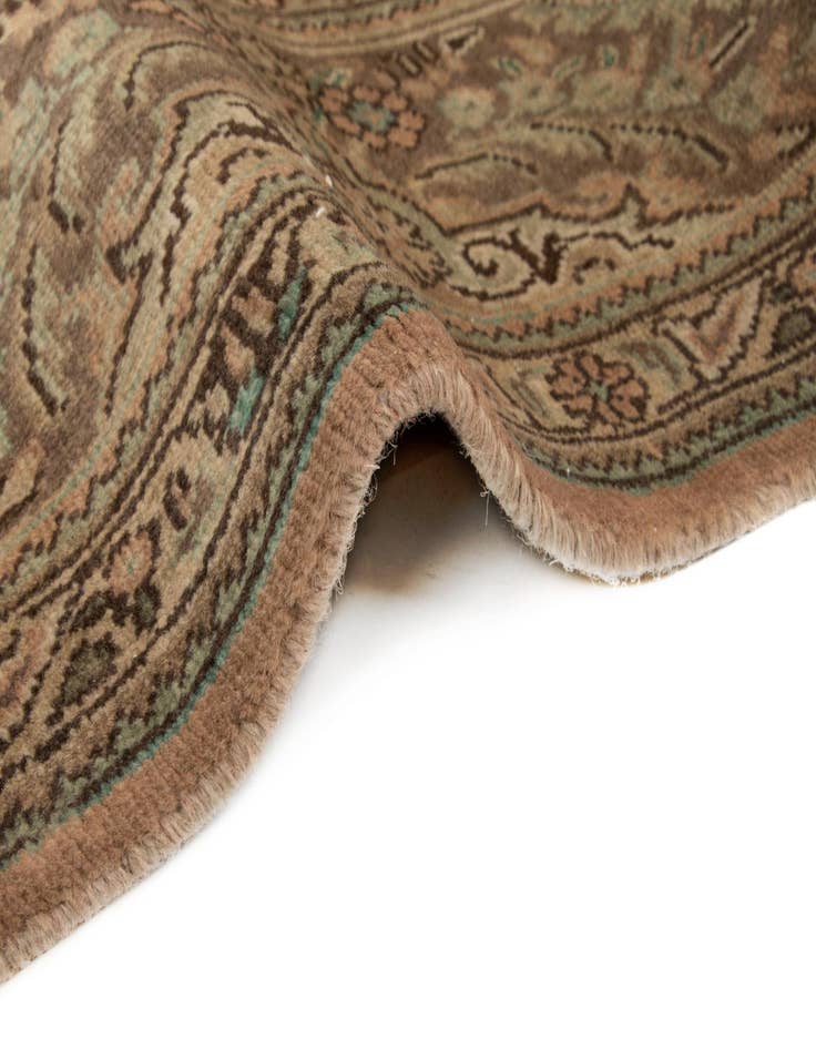 Detail image of  8' 2 x 11' 2  Hand Knotted Sarough Persian Wool Rug