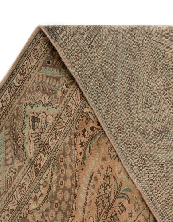 Detail image of  8' 2 x 11' 2  Hand Knotted Sarough Persian Wool Rug