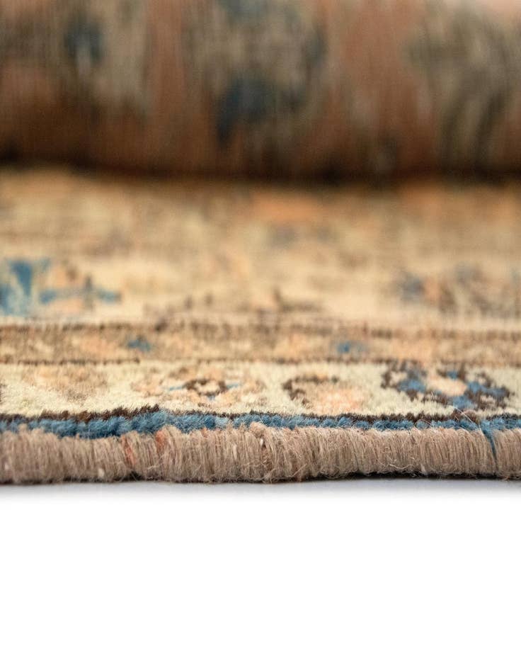 Detail image of  7' 7 x 11' 5  Hand Knotted Sarough Persian Wool Rug