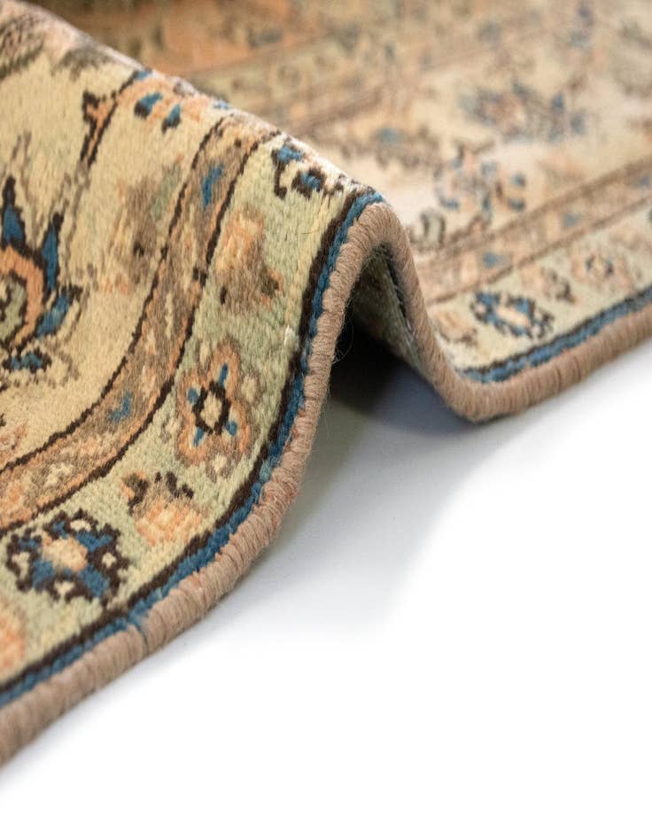 Detail image of  7' 7 x 11' 5  Hand Knotted Sarough Persian Wool Rug