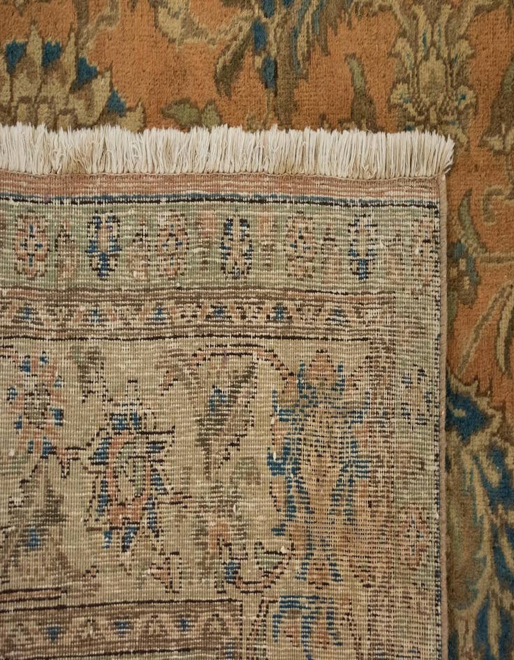 Detail image of  7' 7 x 11' 5  Hand Knotted Sarough Persian Wool Rug