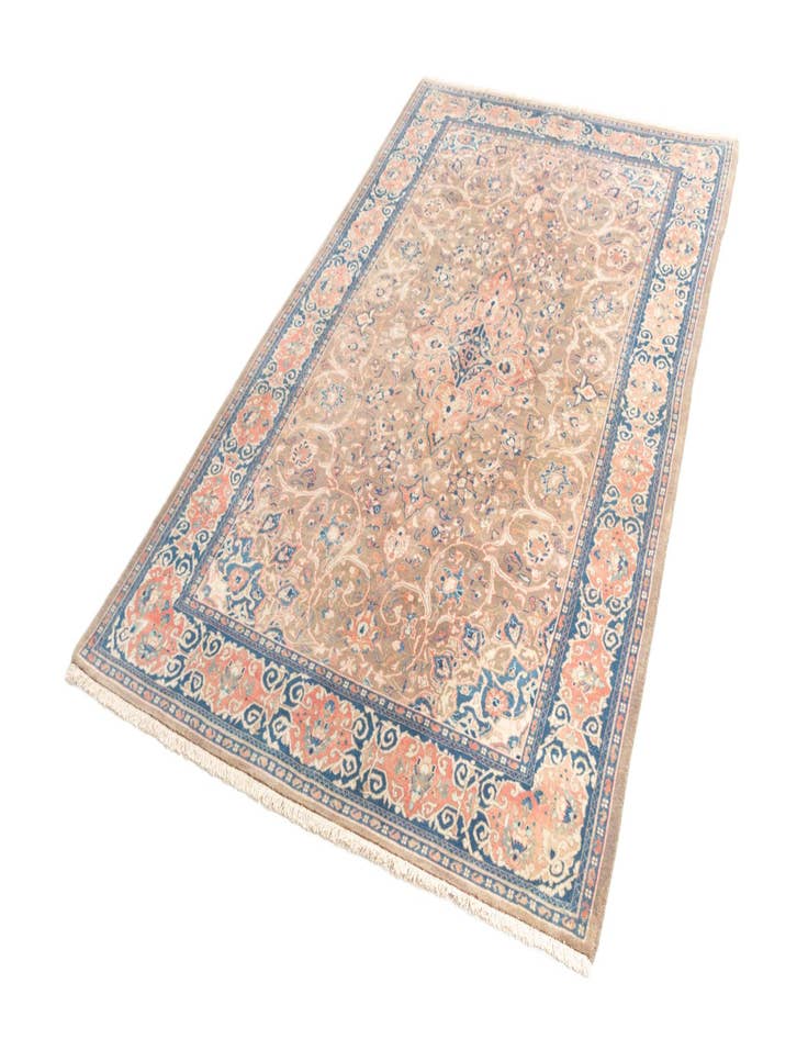 Detail image of  4' 4 x 7' 1 Sarough Rug