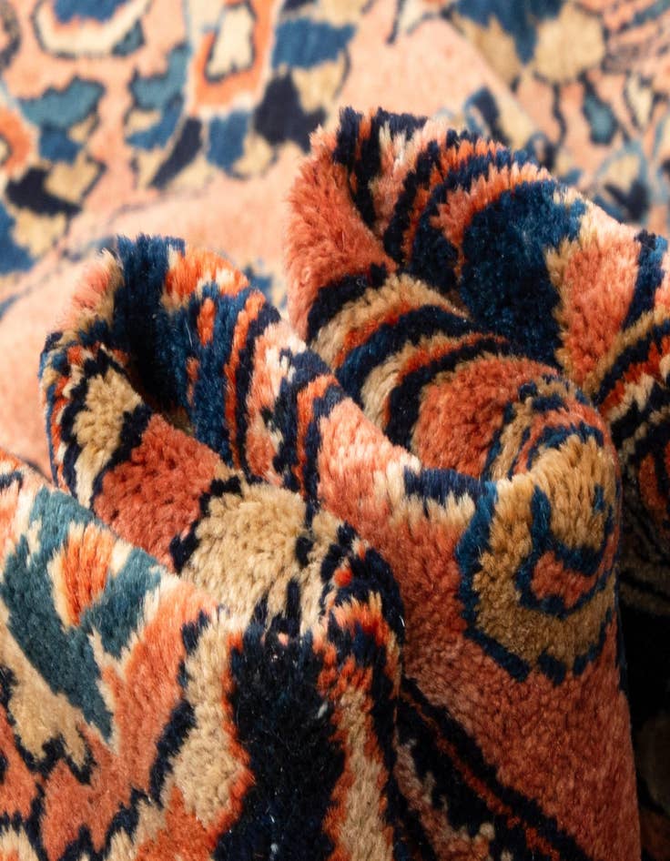 Detail image of  9' 4 x 11' 6 Sarouk Wool Rug