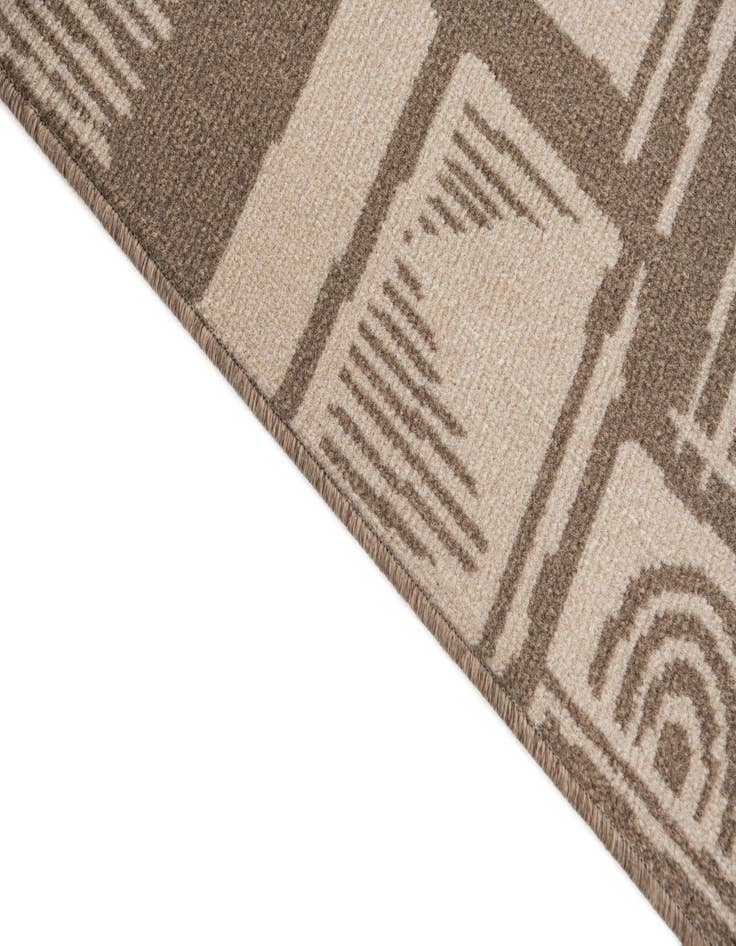 Detail image of  5' 3 x 7' 8 Savannah Rug