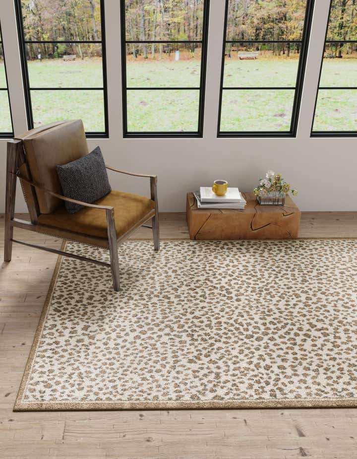 Brown 7' 10 x 10' Savannah Rug | Rugs.com
