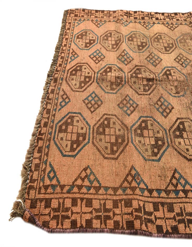 Detail image of 3' x 5' 3 Hand Knotted Shiraz Persian Wool Rug