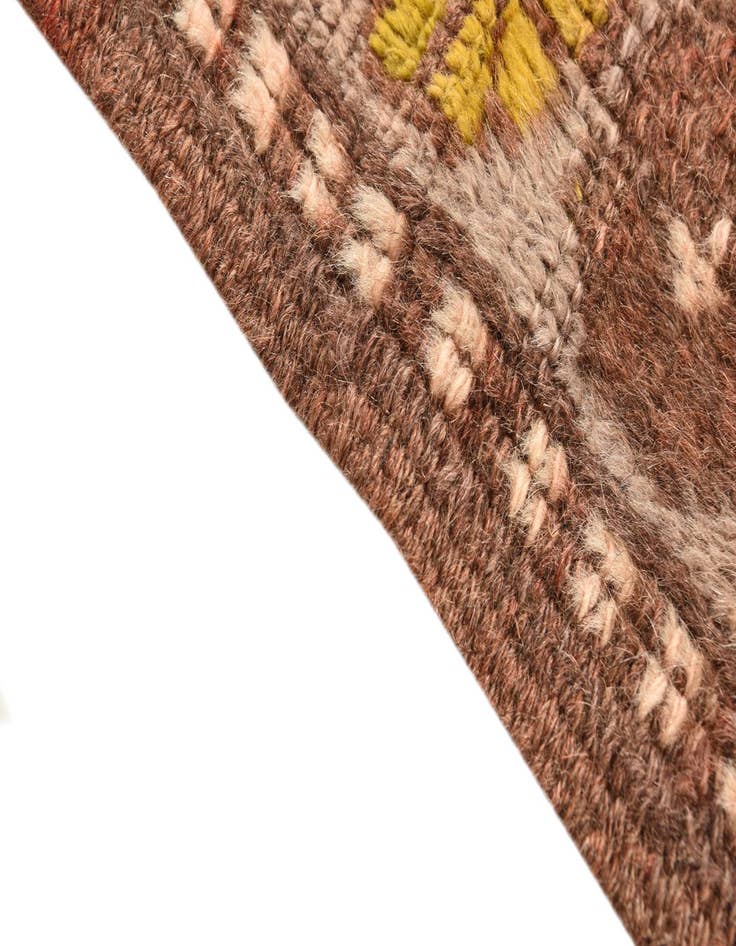 Detail image of 2' 5 x 3' 6 Hand Knotted Shiraz Persian Wool Rug