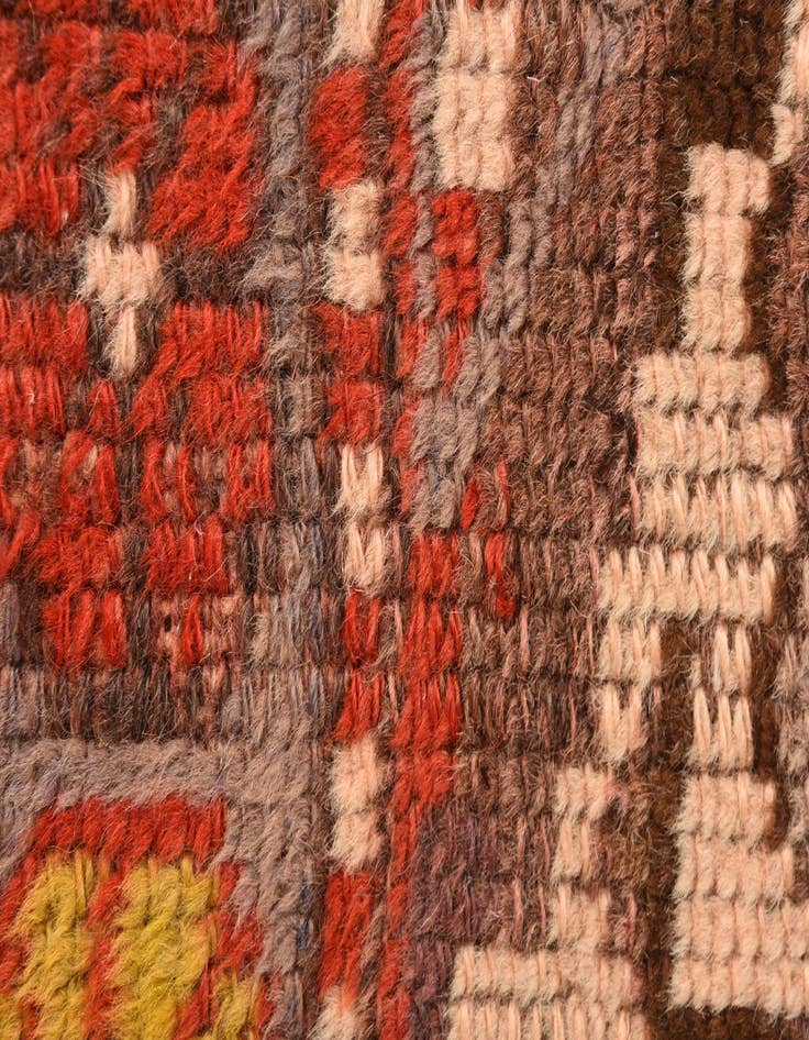 Detail image of 2' 5 x 3' 6 Hand Knotted Shiraz Persian Wool Rug