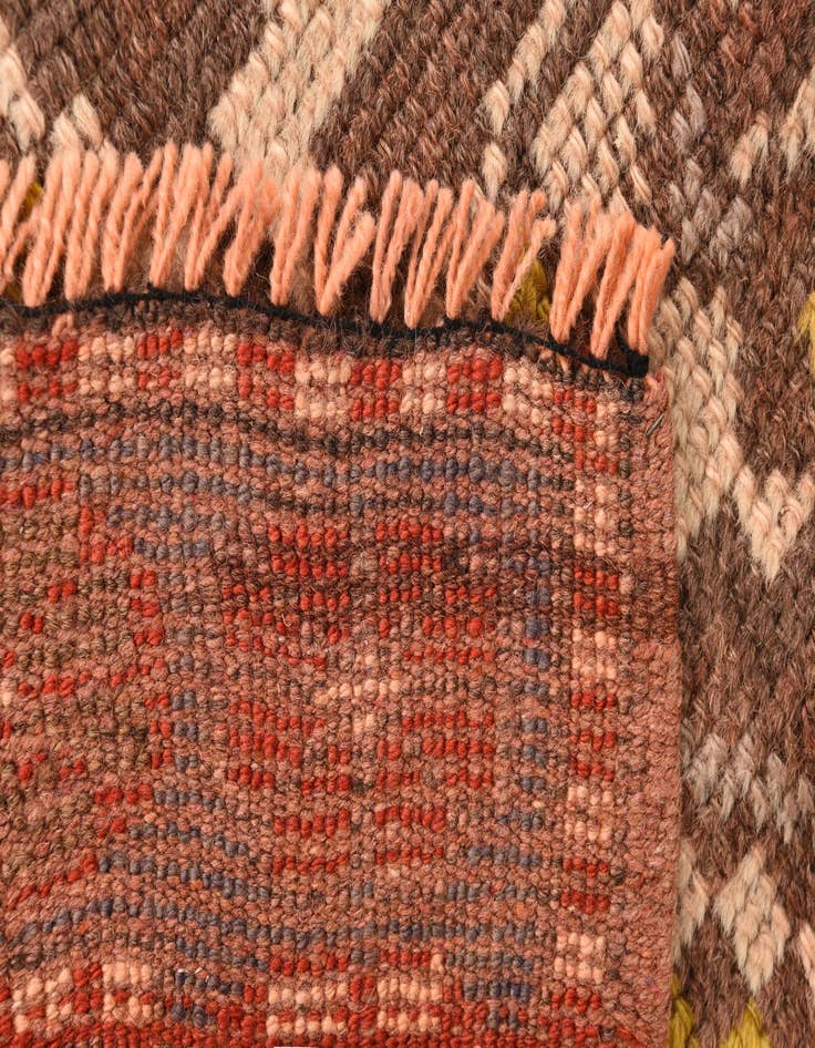 Detail image of 2' 5 x 3' 6 Hand Knotted Shiraz Persian Wool Rug