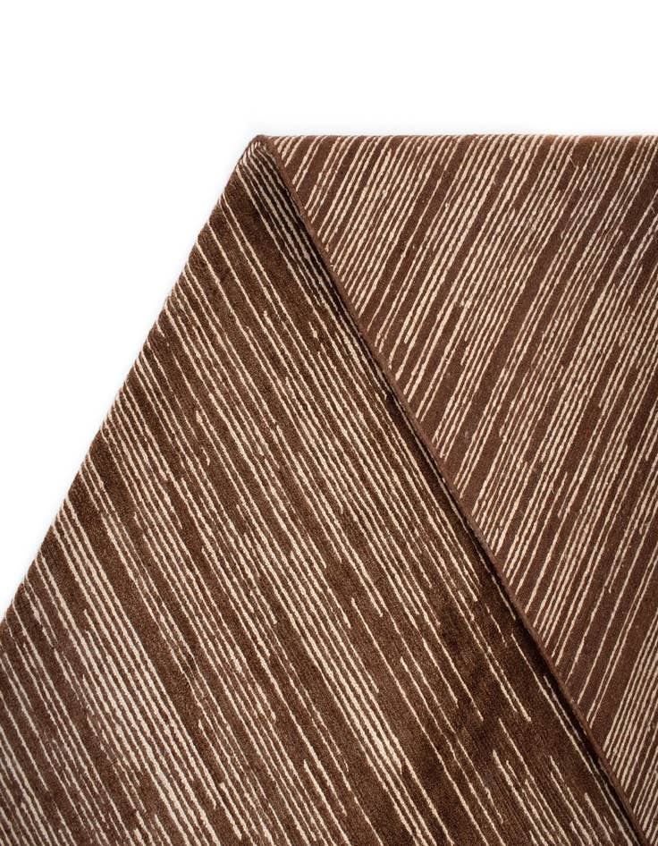 Detail image of  7' 9 x 9' 9 Simla Mohair Rug