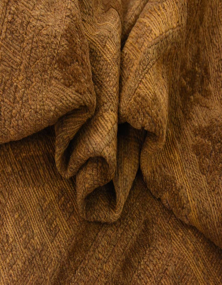 Detail image of  6' 3 x 8' 2  Hand Woven Sumak Wool Rug