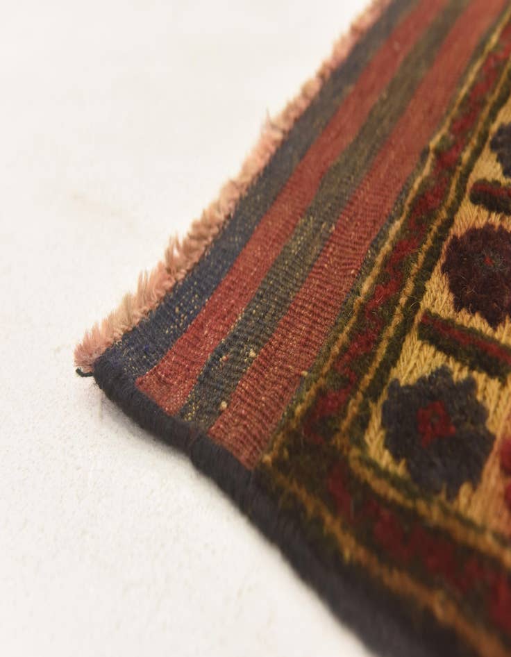 Detail image of  3' x 4'  Hand Knotted Sumak Wool Rug