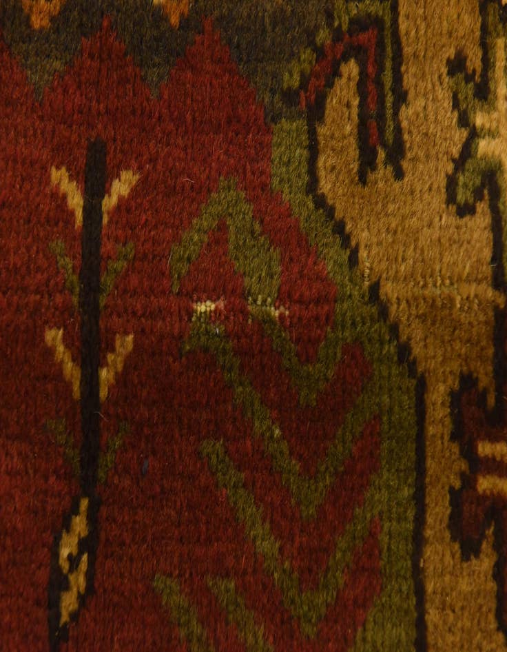 Detail image of  4' 4 x 6'  Hand Knotted Sumak Wool Rug