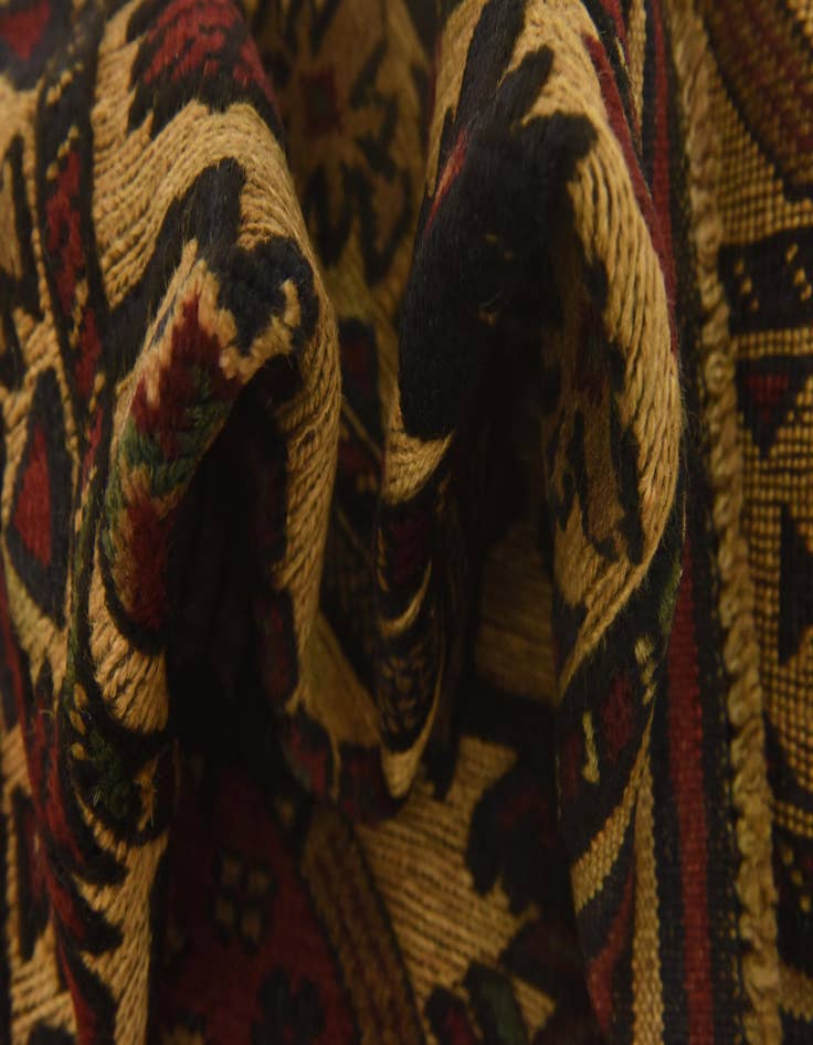 Detail image of  3' x 4' 4  Hand Knotted Sumak Wool Rug