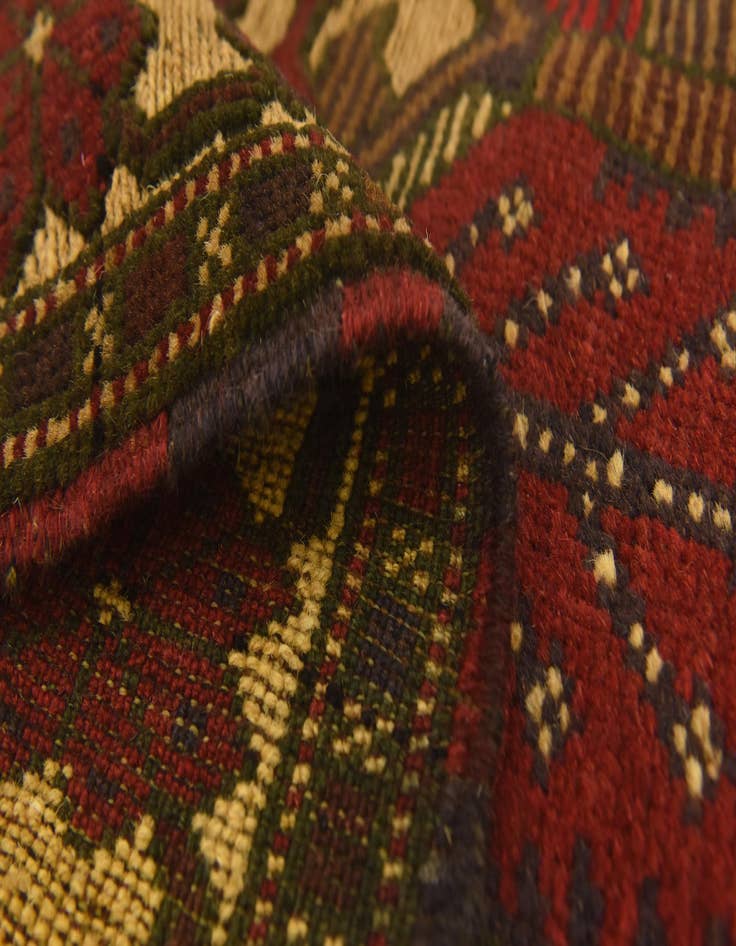 Detail image of  2' 10 x 4' 8  Hand Knotted Sumak Wool Rug