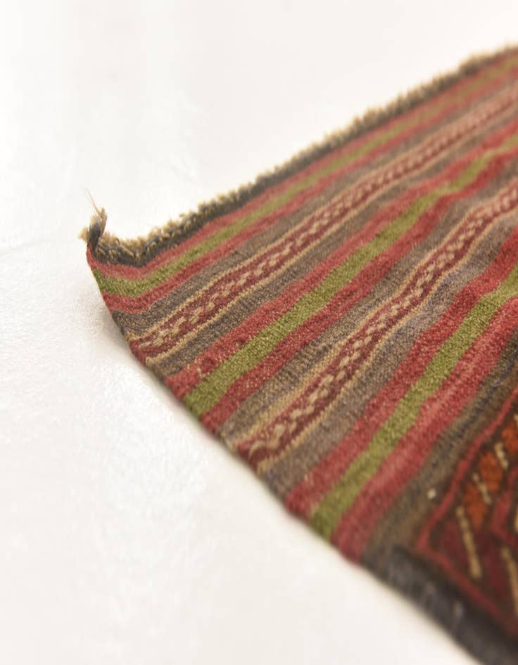 Detail image of  4' 2 x 6'  Hand Knotted Sumak Wool Rug