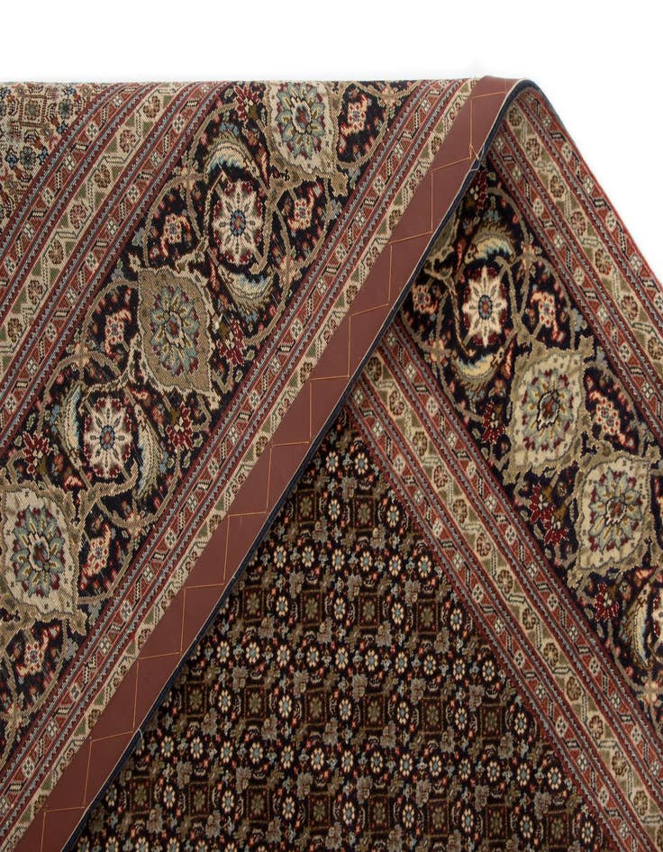 Detail image of  6' 11 x 9' 10 Tabriz Mahi Rug