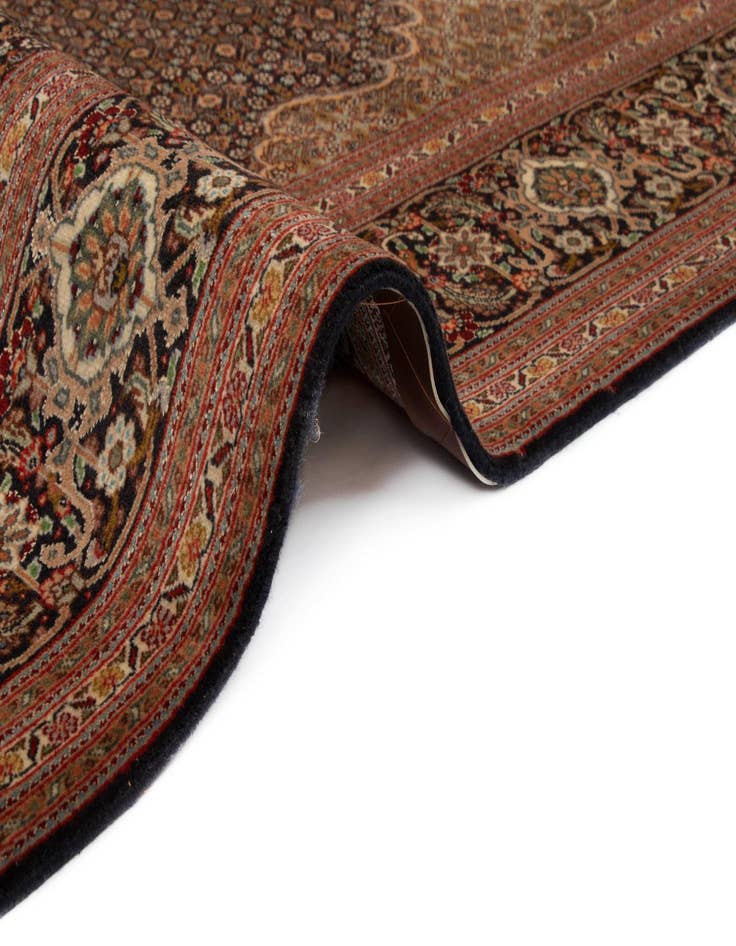 Detail image of  6' 9 x 9' 10 Tabriz Mahi Rug