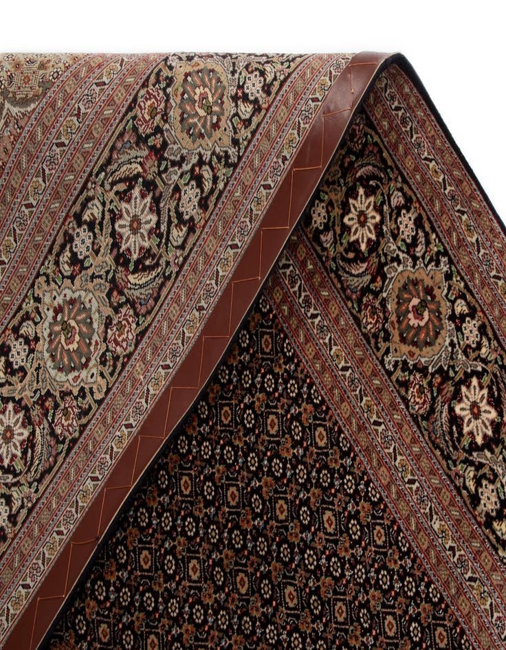 Detail image of  6' 10 x 9' 11 Tabriz Mahi Rug