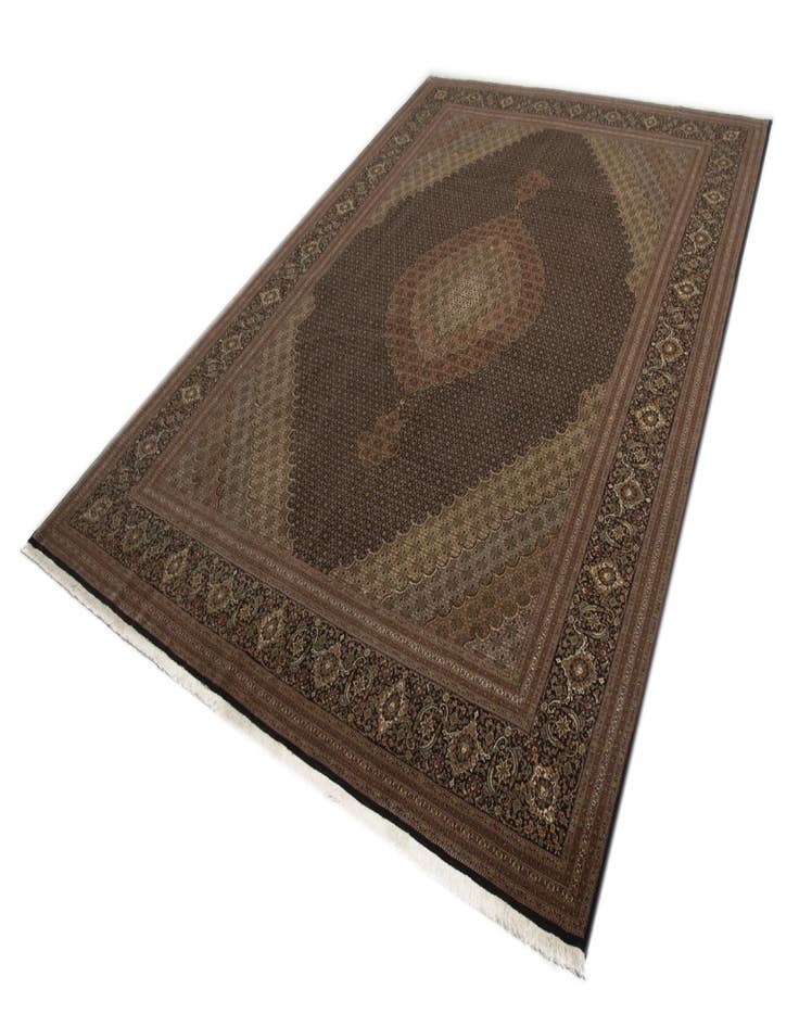 Detail image of  10' x 13' 6 Tabriz Mahi Rug