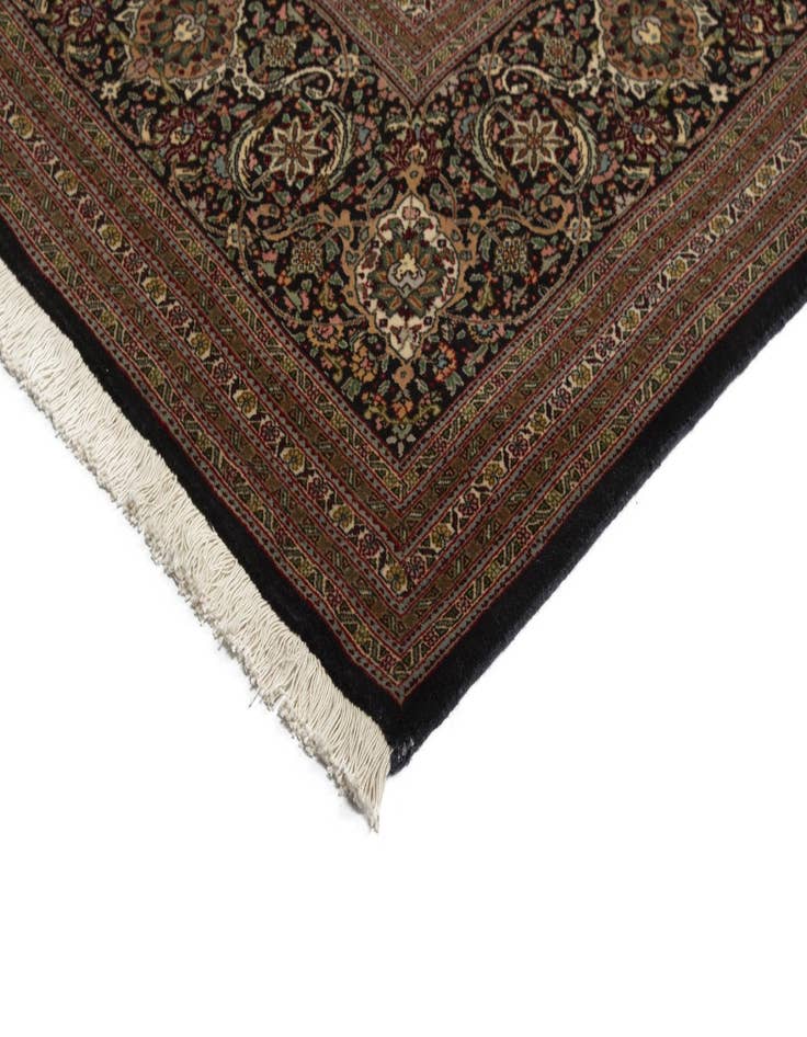 Detail image of  10' x 13' 6 Tabriz Mahi Rug