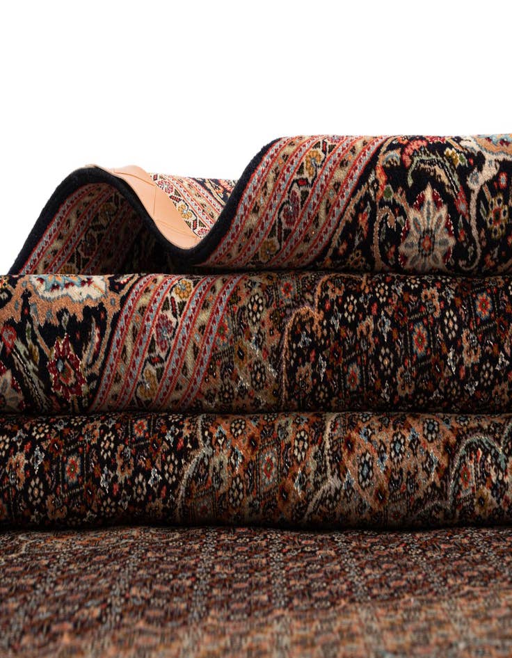 Detail image of  6' 8 x 9' 10 Tabriz Mahi Rug