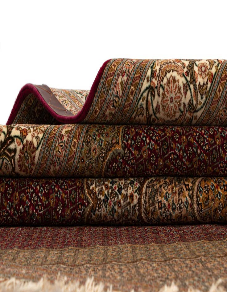 Detail image of  6' 7 x 10' Tabriz Mahi Rug