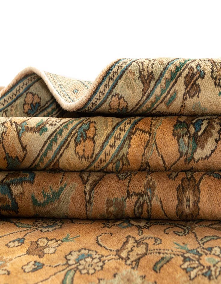 Detail image of  9' 9 x 12' 6 Tabriz Rug