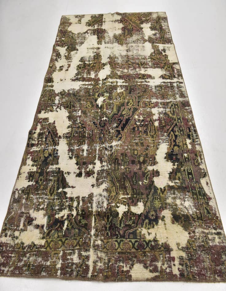 Detail image of 6' x 8' 8 Hand Knotted Ultra Vintage Persian Wool Rug