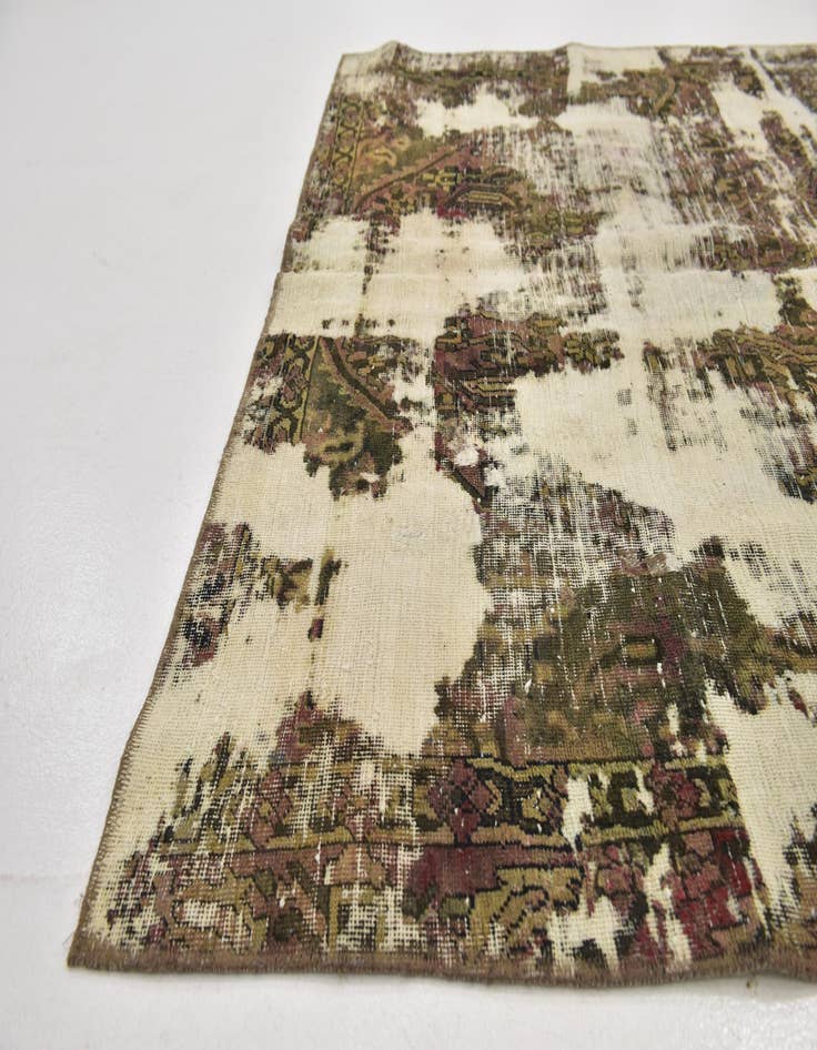 Detail image of 6' x 8' 8 Hand Knotted Ultra Vintage Persian Wool Rug