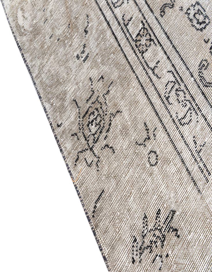 Detail image of  8' 10 x 11'  Hand Knotted Ultra Vintage Persian Wool Rug