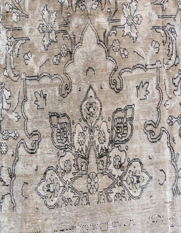 Detail image of  8' 10 x 11'  Hand Knotted Ultra Vintage Persian Wool Rug