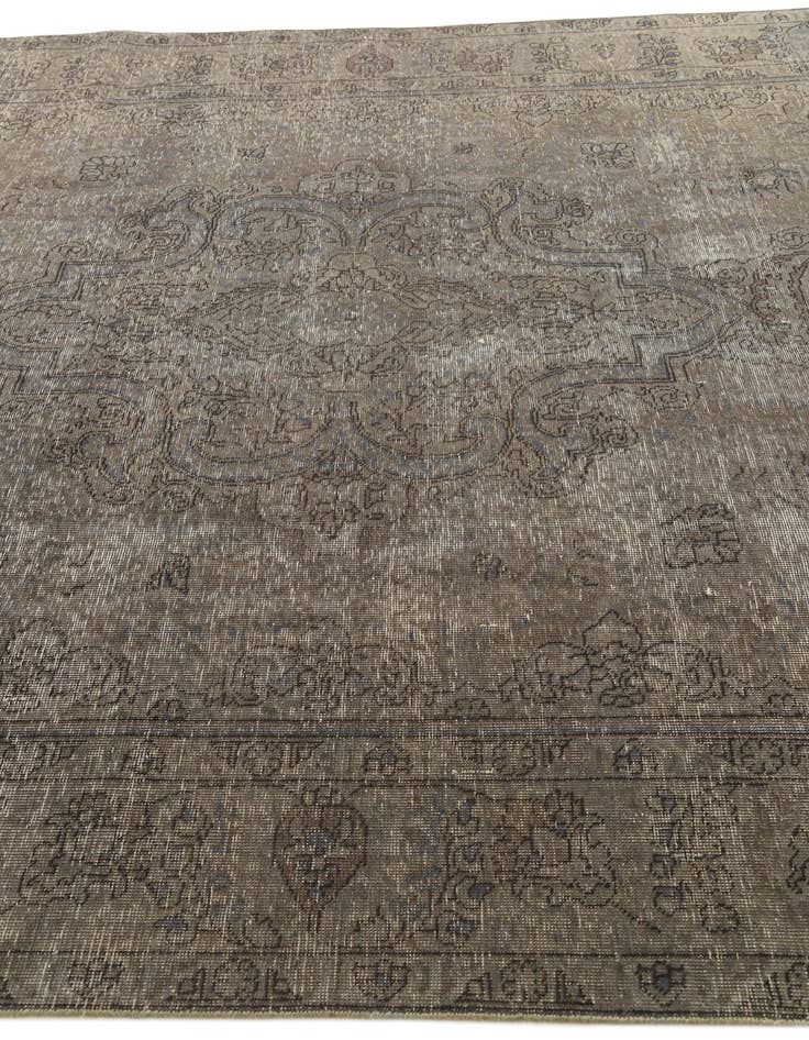 Detail image of 8' x 11' 2 Hand Knotted Ultra Vintage Persian Wool Rug