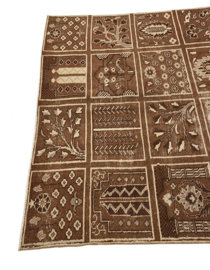 Detail image of  4' x 6' 10  Hand Knotted Ultra Vintage Persian Wool Rug