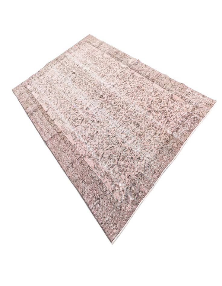 Detail image of  5' 5 x 8' 9 Ultra Vintage Wool Rug