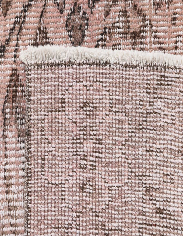 Detail image of  5' 5 x 8' 9 Ultra Vintage Wool Rug