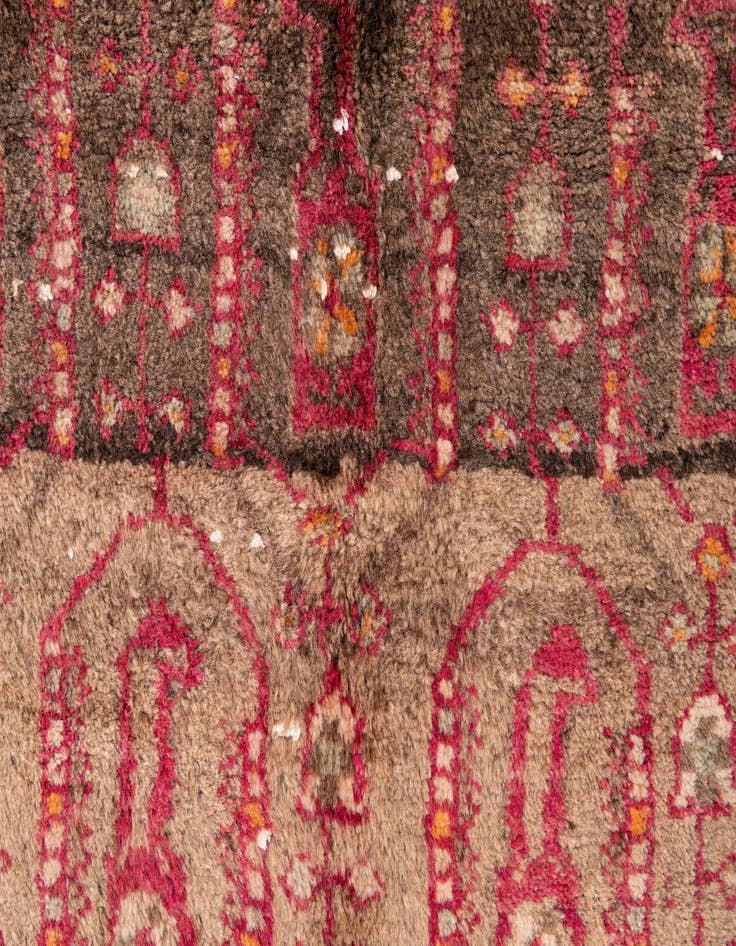 Detail image of  2' 4 x 4' 2  Hand Knotted Ultra Vintage Persian Wool Rug