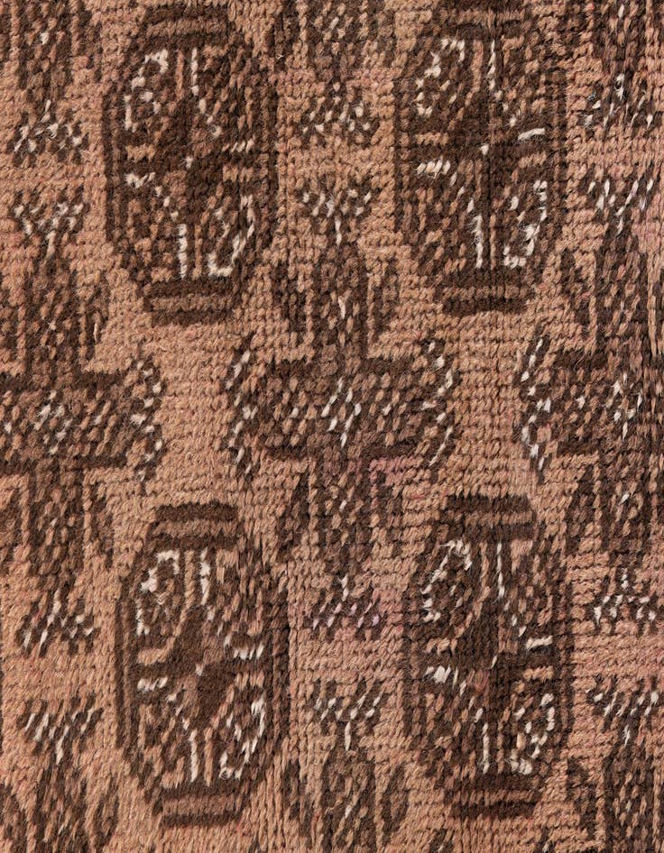 Detail image of  2' 5 x 3' 9  Hand Knotted Ultra Vintage Persian Wool Rug