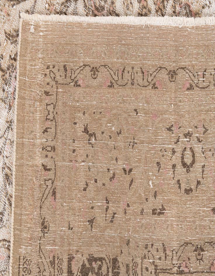 Detail image of  9' 5 x 12' 3  Hand Knotted Ultra Vintage Wool Rug