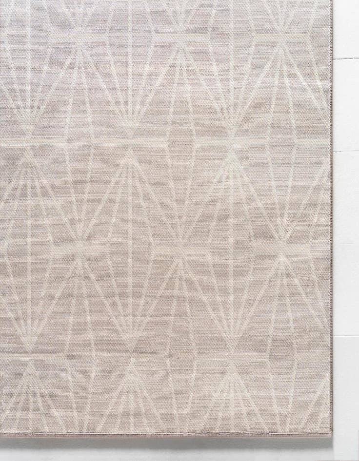 Detail image of Jill Zarin 5' x 8' Uptown Fifth Avenue Rug