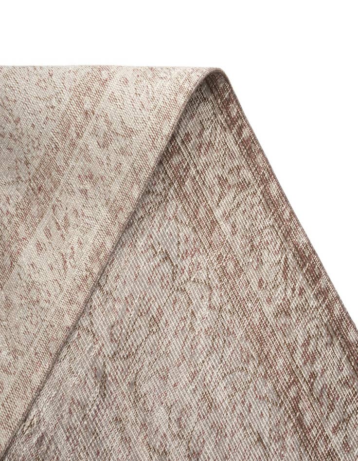 Detail image of  5' 4 x 8' 4 Vintage Royal Rug