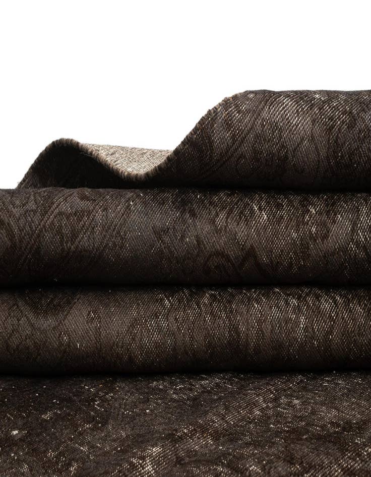 Detail image of  9' 6 x 12' 10 Vintage Royal Rug