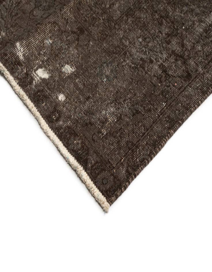 Detail image of  9' 6 x 12' 10 Vintage Royal Rug