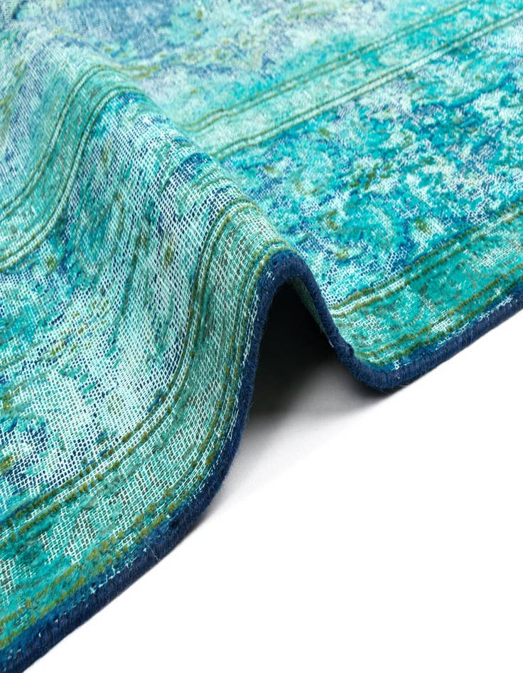 Detail image of  10' x 13' 5 Vintage Royal Wool Rug