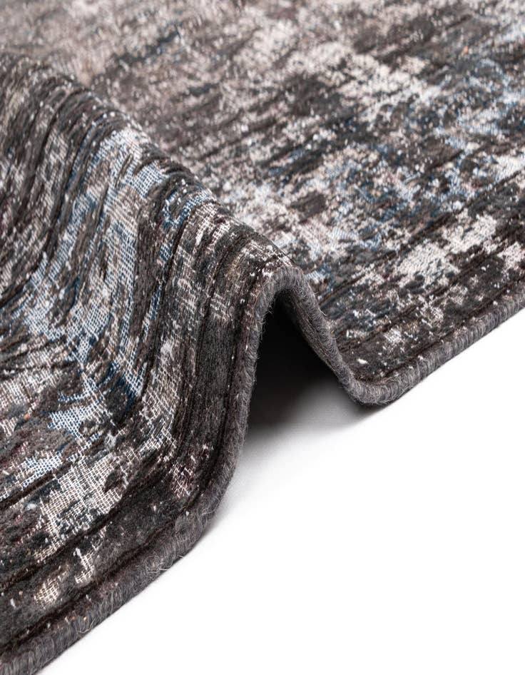 Detail image of  8' 10 x 11' 10 Vintage Royal Wool Rug