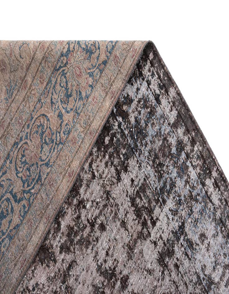 Detail image of  8' 10 x 11' 10 Vintage Royal Wool Rug