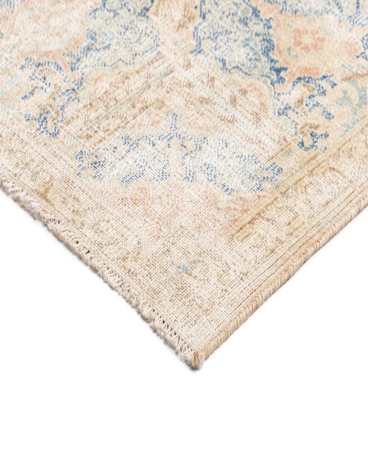 Detail image of  9' 5 x 12' 5 Vintage Royal Wool Rug